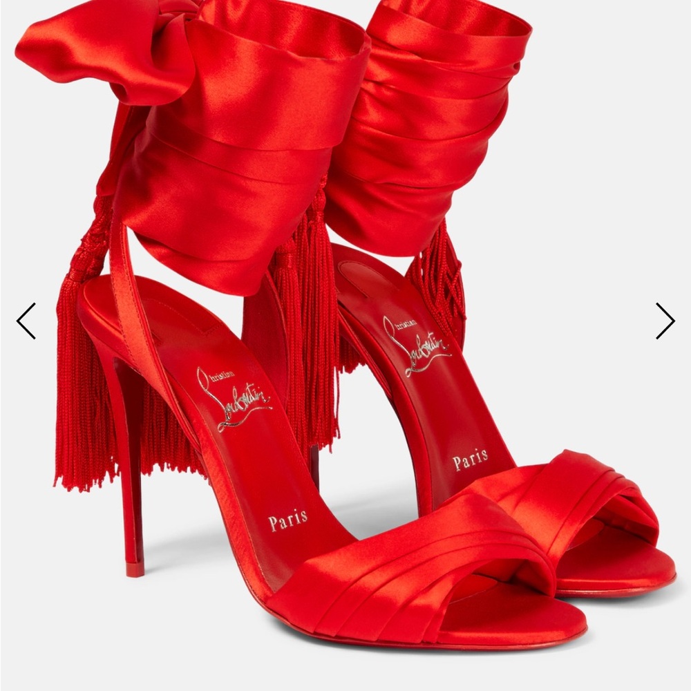 NEVER WORN Christian Louboutin Strappy Sandal - Size  36.5 EU/ 6.5 US